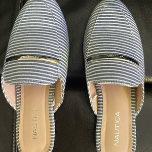 NAUTICA slides slip-on shoes. Blue & white. EUC SIZE is 6W. Worn once